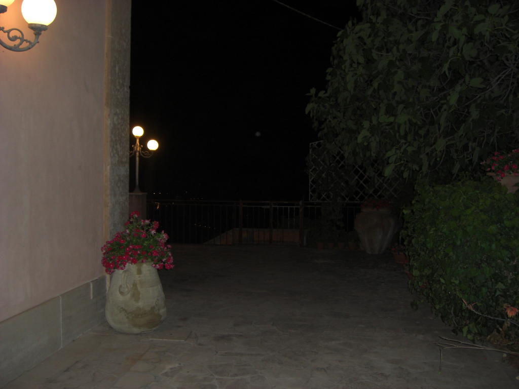 Albergo Villa Nobile Chiaramonte Gulfi Kültér fotó